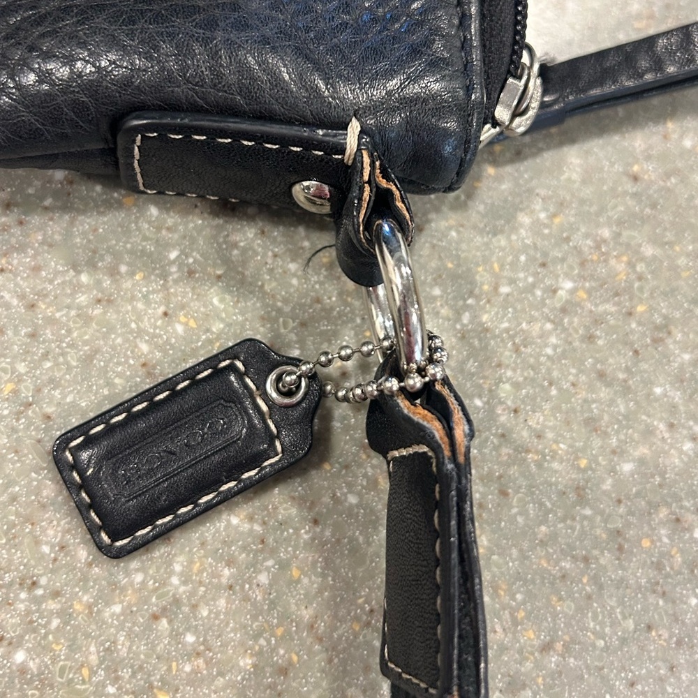 Coach pebble Leather Crossbody Bag - Picture 9 of 15